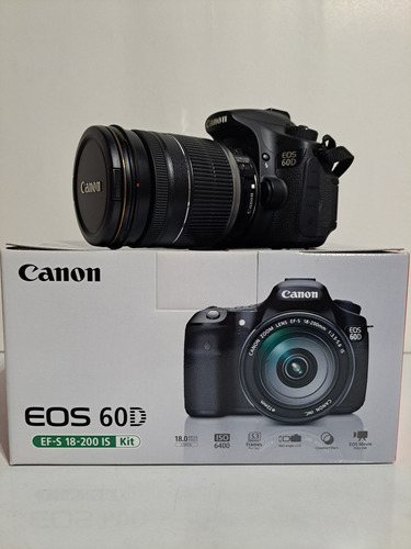 Canon Eos 60d Kit 18-200 Sólo 8063 Disparos Completa En Caja