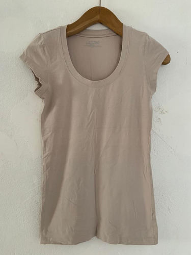 Remera Calvin Klein Nude Importada De Ny/ Tipo Zara 