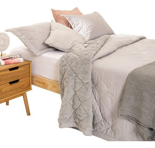 Cubrecama Quilt Con Sherpa Super King Arredo Rombos