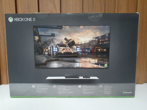 Microsoft Xbox One X 1 Tb.