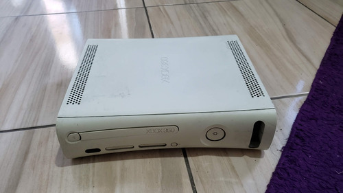 Xbox 360 Fat Só O Aparelho Sem Nada Com Defeito, 3 Luzes E Gaveta Não Abre. N9