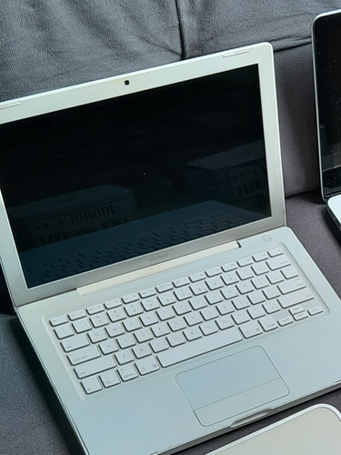 Macbook A1181 2006