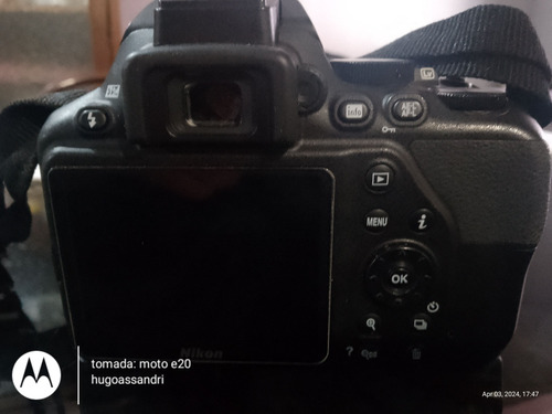 Camara De Fotos Nikon D3500, Con Lentes 18,55 Y Otro 55,300