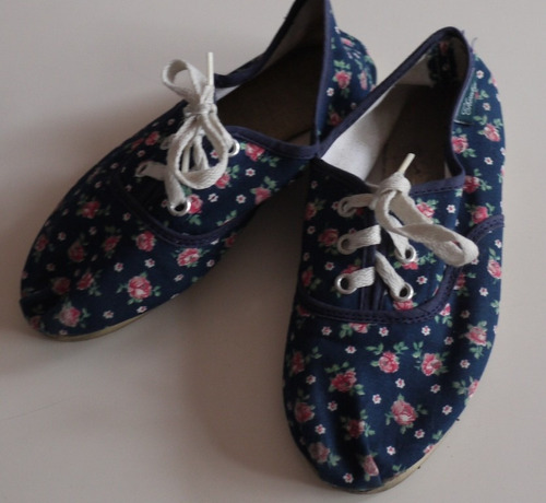 Alpargatas Cheeky C/ Cordones  Azules Con Florcitas