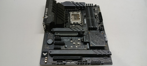 Placa Mãe Asus Tuf Gaming Z790-plus Wifi Lga 1700 Ddr4