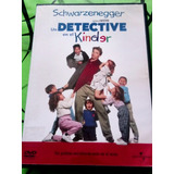 Arnold Shwarzenneger Un Detective En El Kinder Dvd Original 