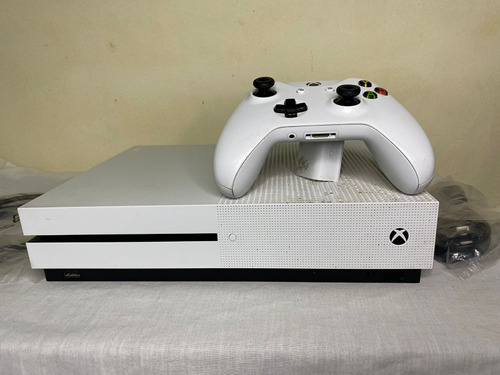 Consola Microsoft Xbox One S  500gb + 1 Juego De Regalo 