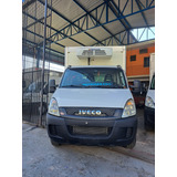 Iveco 35s14 Caminhonete C/ Bau Refrigerado Ano 17 Novissima 