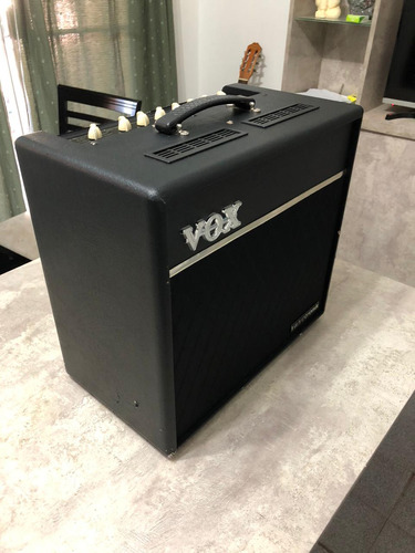 Amplificador Vox Valvetronix Vt80+