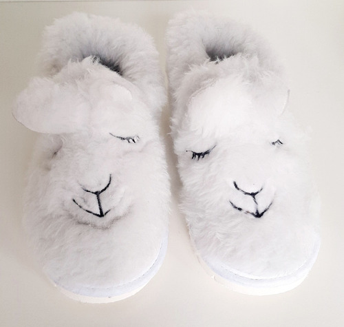 Pantuflas Cerradas De Conejitos De Peluche Felicitas