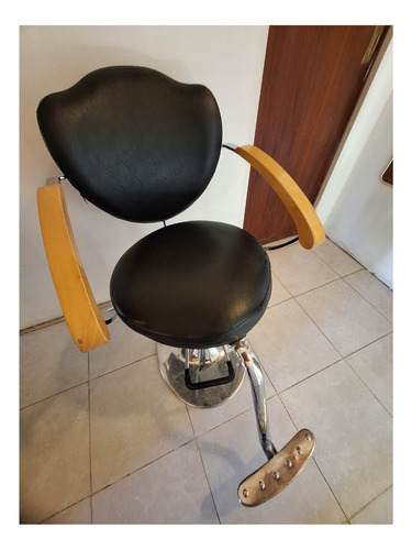 Sillón De Barbería / Peluquería Usado, Excelente, Hidráulico