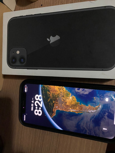 Apple iPhone 11 (64 Gb) - Negro  8 Meses De Uso  Con Boleta