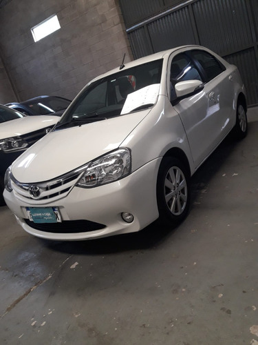 Toyota Etios Xls 1.5 Sedan 4p A/t Nafta  Modelo 2016