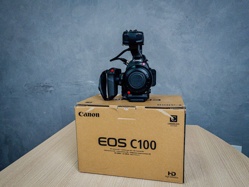 Câmera De Cinema Canon Eos C100 Mark Ii Com Dual Pixel  