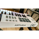 Arturia Keylab Essential 49 Mk3 49 Teclas Blanco + Soporte