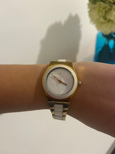 Reloj Swatch Yellow Pearl Ylg122g