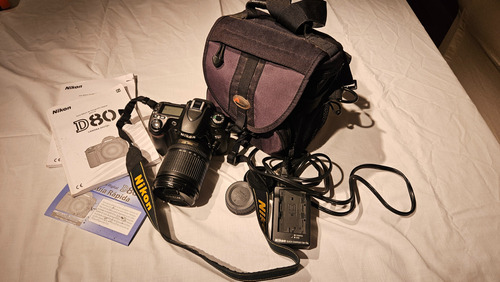 Maquina De Foto Nikon D80 Lente 18-135 Bolso+cargador+manual