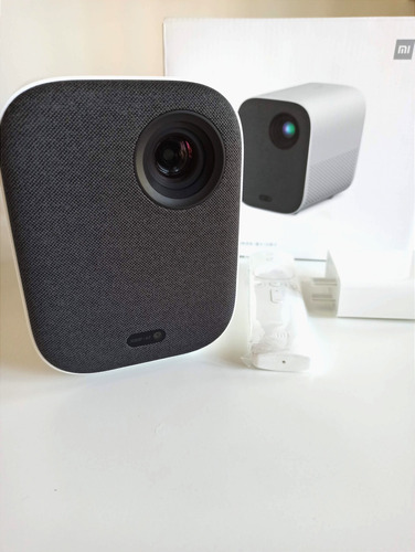 Proyector Mini Xiaomi Mi Smart Compact Projector 500lm 