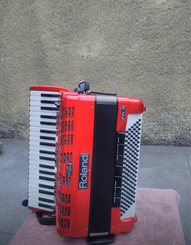 Acordeon Roland Fr7 Brilhante Sanfona 120 Baixos.