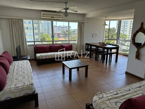 Apartamento 2 Dormitorios En Venta En Avenida Roosevelt - Imagen 3