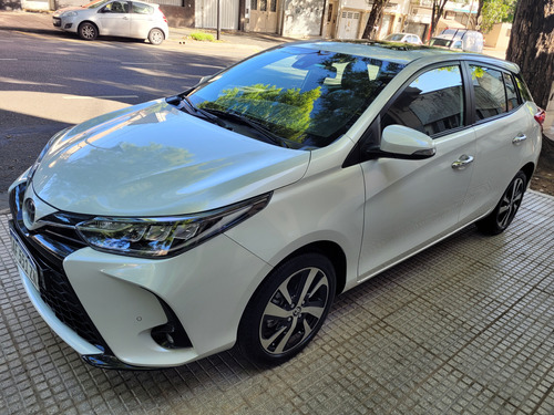 Toyota Yaris S Cvt Titular Permuto