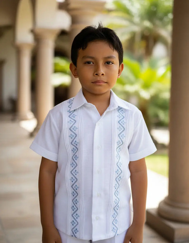 Guayabera Yucateca Bordada Para Niño Manga Corta. Mayakim