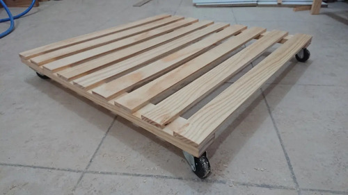 Base Móvil P/ Maceta 60 X 60 Con Ruedas, C/ Laca Natural