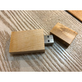 Memorias Usb En Madera Rectangular De 16gb