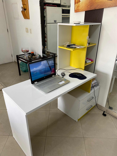 Estação Home Office