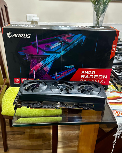 Tarjeta De Video Amd Aorus Radeon Rx 6700 Series Rx 6700 Xt