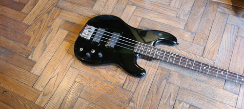 Fender Japan Jazz Bass Special Del 84 Modificado Emg