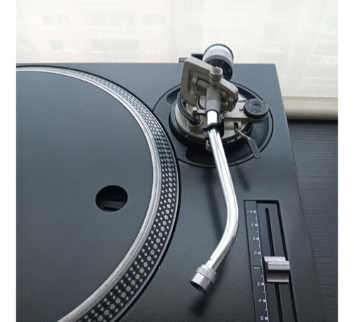 Tornamesa Technics Sl-1200mk2 Restaurada / Usado Como Nuevo