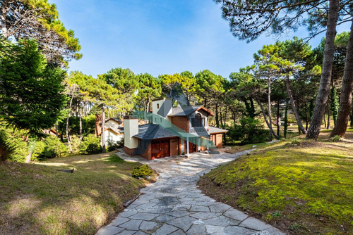 Casa 5 Ambientes Venta. Pinamar - Imagen 2
