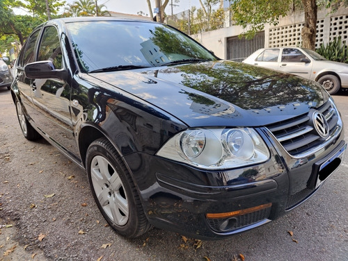 VOLKSWAGEN BORA 2010 2.0 TOTAL FLEX 4P AUTOMÁTICA