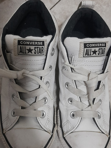 Zapatilla Converse All Star Cuero Niños Impecable