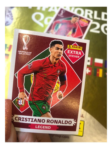 Figurinha Copa 2022 Cristiano Ronaldo Bordô Legend Extra