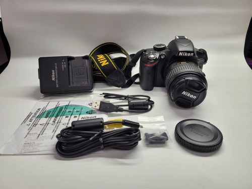 Nikon D3200 Lente 18-55mm