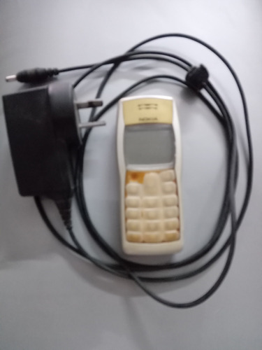 Celular Nokia 1100 Con Cargador Original, Funciona Perfecto 
