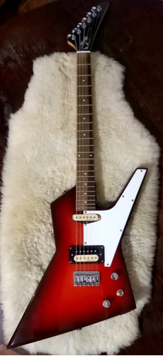 Guitarra Eléctrica Markley ( Dean Markley ) Modelo Explorer 