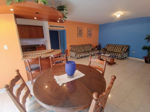 Estefani Salon Vende Apartamento En El Parque-lara-25-4071/ - Imagen 3