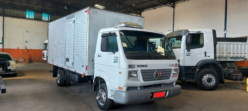 VW 8120