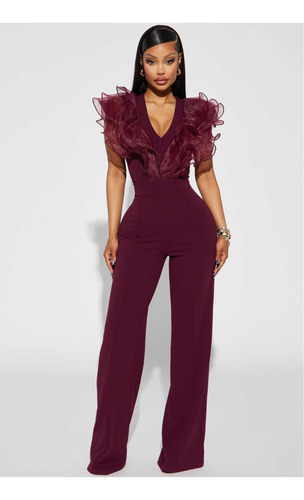 Jumpsuit Elegante Color Vino Marca Fashion Nova