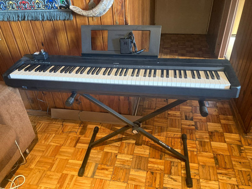 Piano Digital Yamaha P-45 Negro Con Pie, Fuente Y Pedal