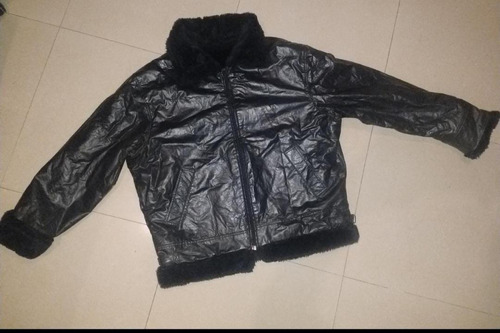 Campera De Cuero Ecológico Con Peluche (l)