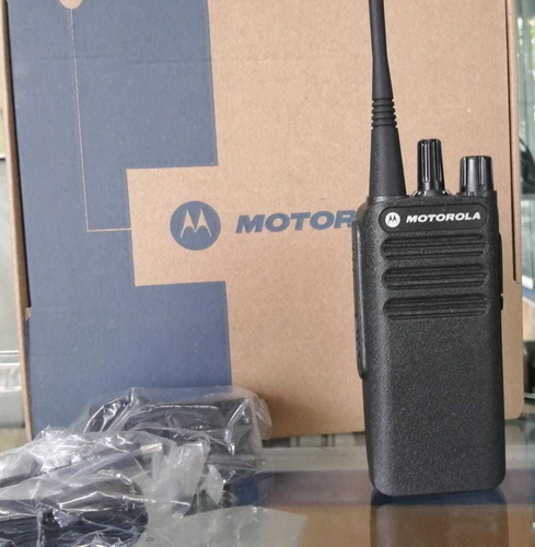 Radio Portatil Motorola Dep 250 Digital Cerrados En Caja