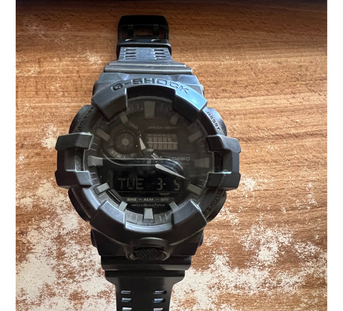 Reloj G-shock Ga-700uc-8a Usado En Muy Buena Condición!