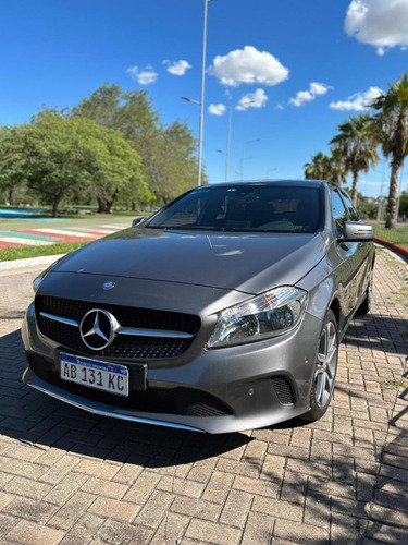 Mercedes-benz Clase A 2017 1.6 A200 Urban 156cv