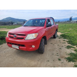 Toyota  Hilux  2.5