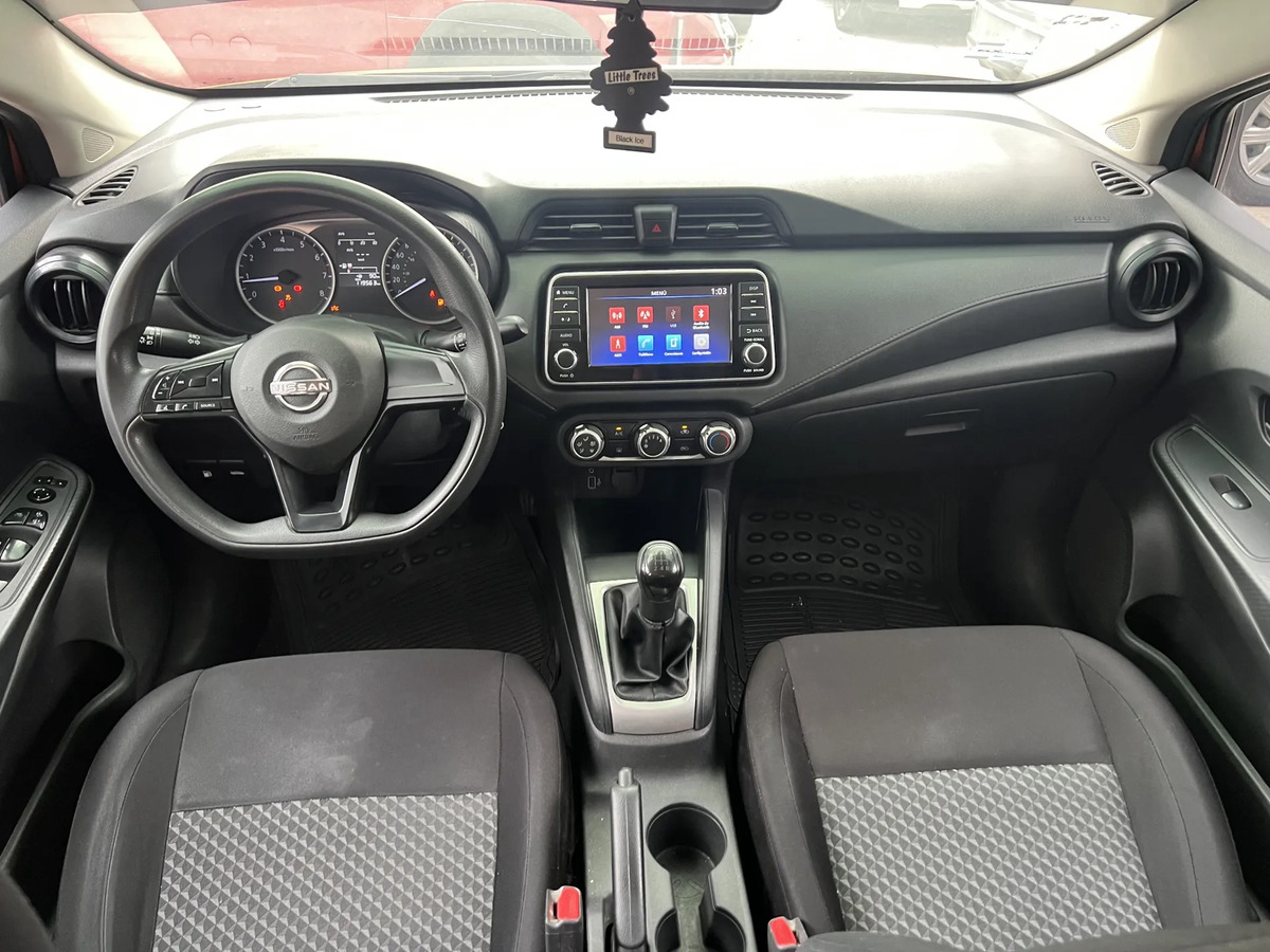 Nissan Versa 2023 - Imagen 10