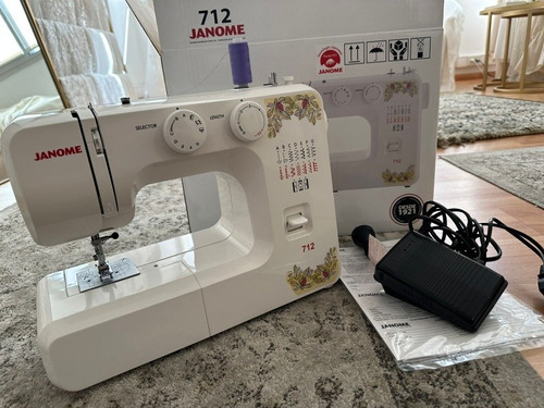 Janome 712